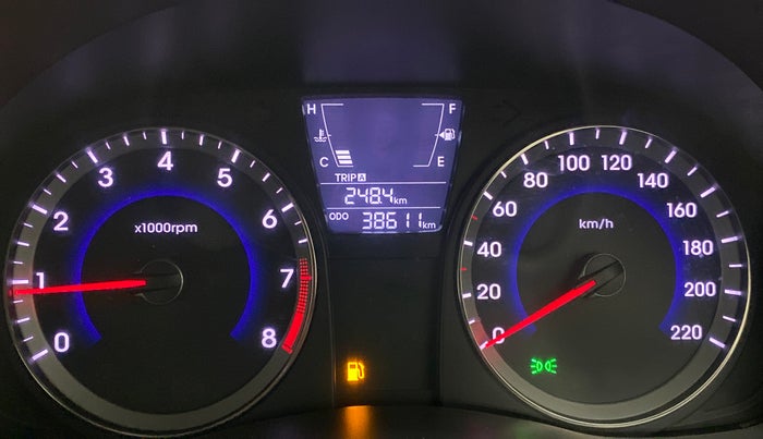 2016 Hyundai Verna FLUIDIC 1.6 SX VTVT, Petrol, Manual, 38,653 km, Odometer Image