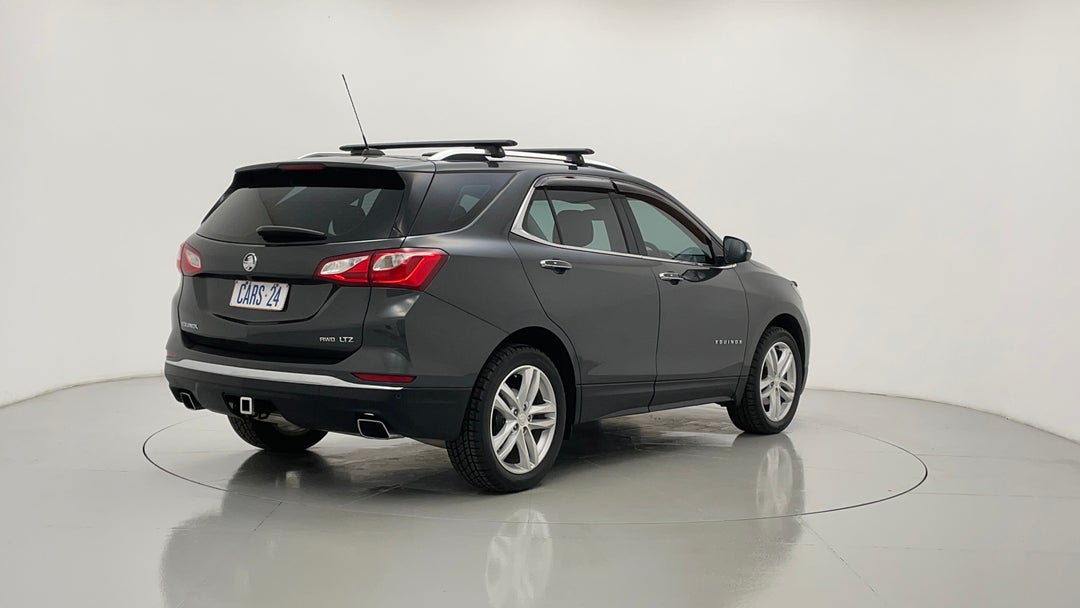 Right Back Diagonal (45- Degree) View