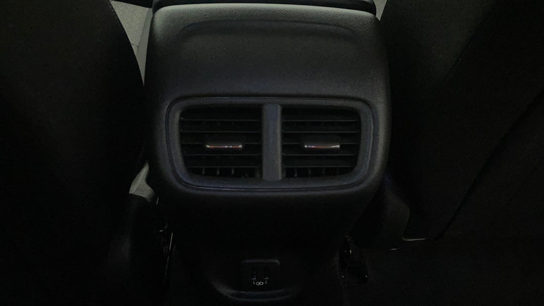 Rear A/C Vent