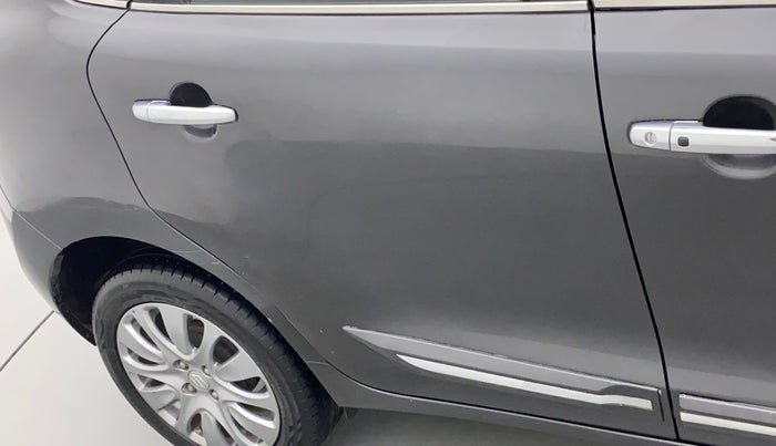 2019 Maruti Baleno ALPHA CVT PETROL 1.2, Petrol, Automatic, 42,955 km, Right rear door - Minor scratches