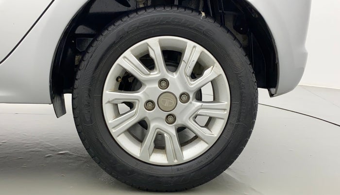 2018 Tata Tiago XZ 1.2 REVOTRON, Petrol, Manual, 34,129 km, Left Rear Wheel