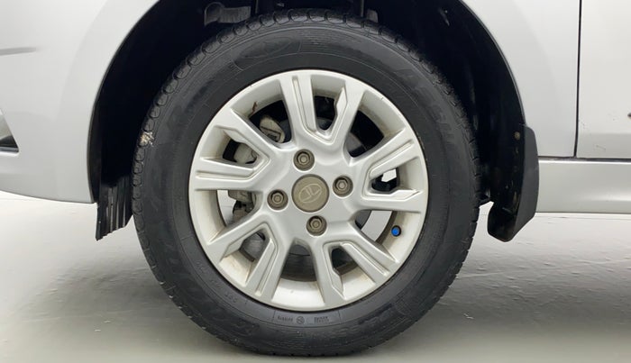 2018 Tata Tiago XZ 1.2 REVOTRON, Petrol, Manual, 34,129 km, Left Front Wheel