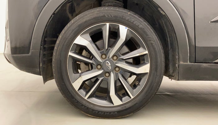 2019 Mahindra XUV300 W8 (O) 1.2 PETROL, Petrol, Manual, 57,202 km, Left Front Wheel