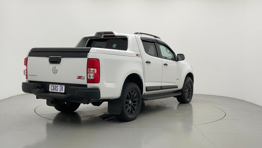 Right Back Diagonal (45- Degree) View