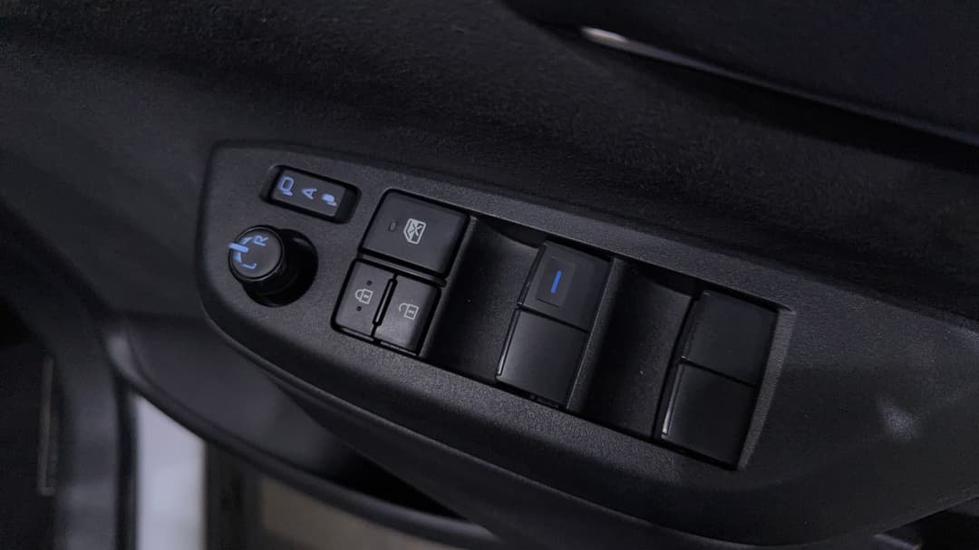2023 Toyota Yaris Cross Gx Hybrid, Automatic, 51591 km, Drivers Side Door Panel Controls