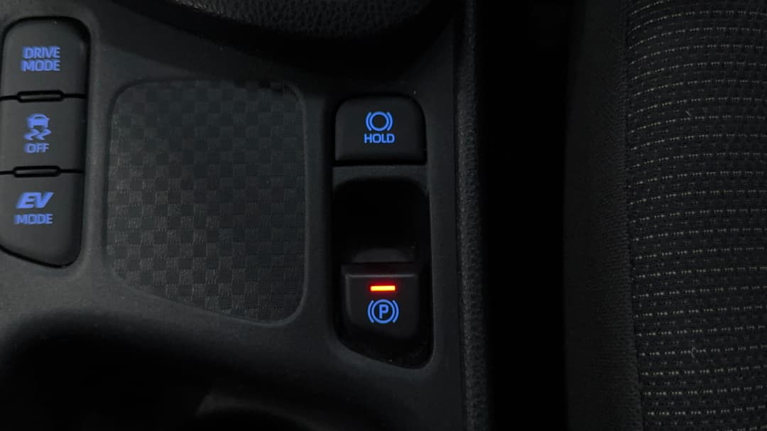 2023 Toyota Yaris Cross Gx Hybrid, Automatic, 51591 km, Handbrake