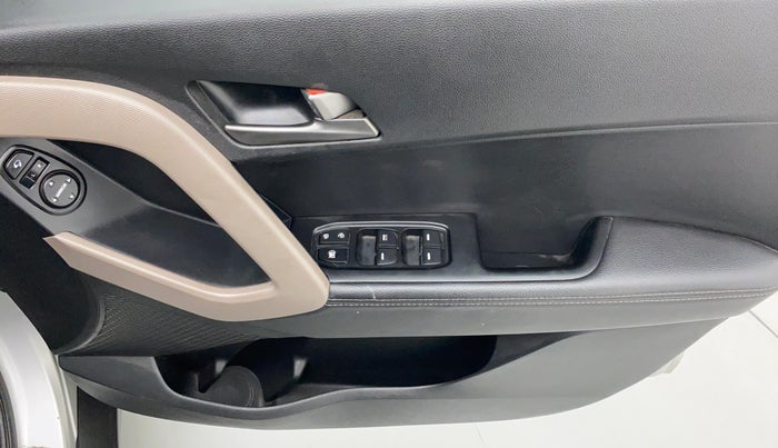 2016 Hyundai Creta 1.6 SX (O) CRDI, Diesel, Manual, 53,957 km, Driver Side Door Panels Control