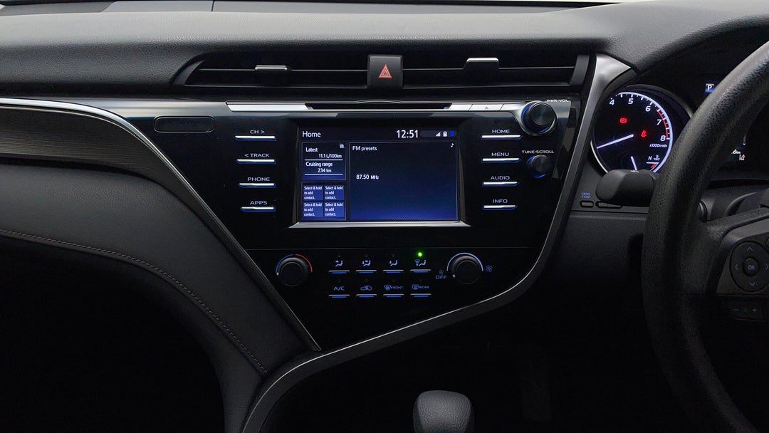 2018 Toyota Camry Ascent, Automatic, 70622 km, Center Console