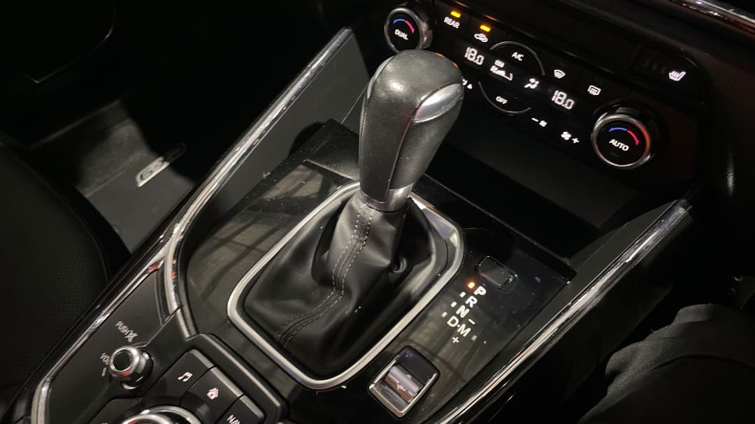 2017 Mazda CX-9 Azami (AWD), Automatic, 140001 km, Gear Lever 
