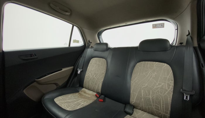 2016 Hyundai Grand i10 MAGNA 1.2 KAPPA VTVT, Petrol, Manual, 21,619 km, Right Side Rear Door Cabin
