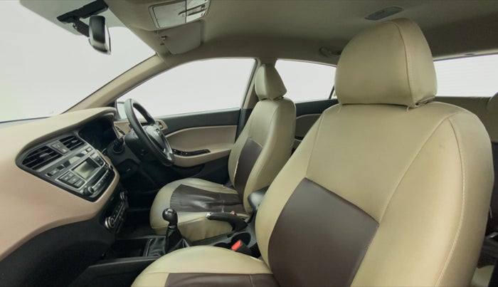 2016 Hyundai Elite i20 SPORTZ 1.2, Petrol, Manual, 87,312 km, Right Side Front Door Cabin