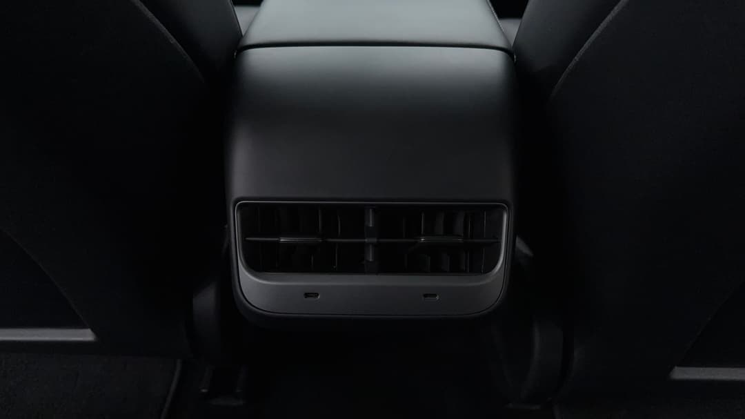 2021 Tesla Model 3 Standard Range Plus RWD, Automatic, 32357 km, Rear A/C Vent