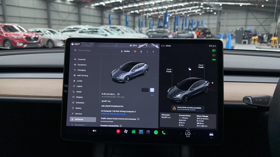 2021 Tesla Model 3 Standard Range Plus RWD, Automatic, 32357 km, Odometer View
