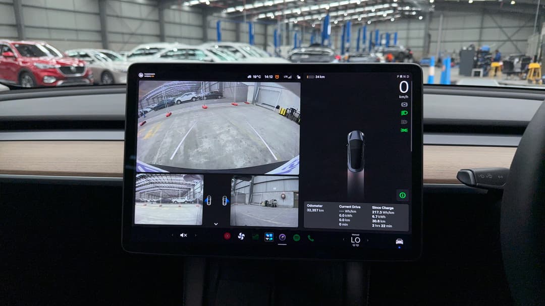 2021 Tesla Model 3 Standard Range Plus RWD, Automatic, 32357 km, Parking Camera