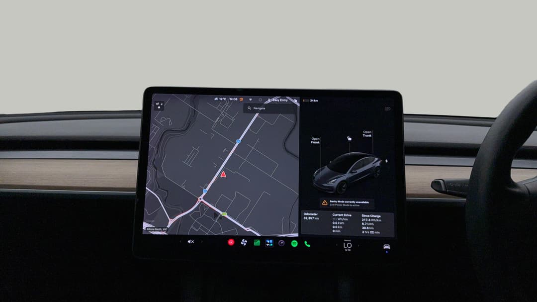 2021 Tesla Model 3 Standard Range Plus RWD, Automatic, 32357 km, Infotainment System