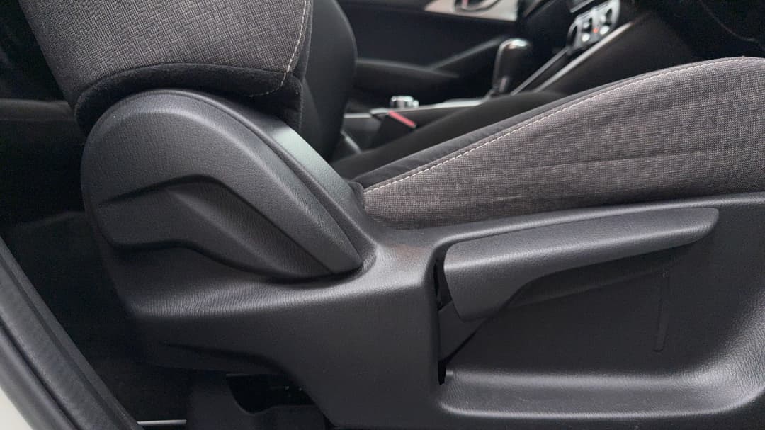 2024 Mazda CX-3 G20 Sport, Automatic, 31269 km, Drivers Side Adjustment Panel