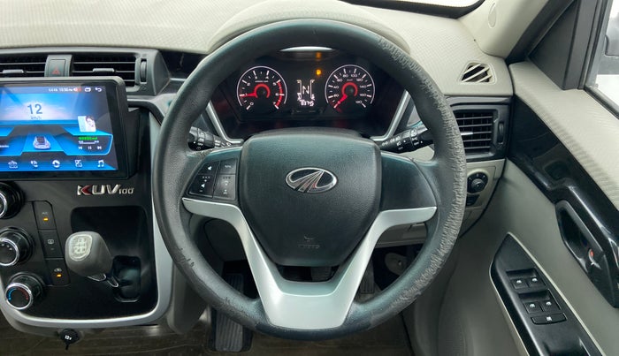 2016 Mahindra Kuv100 K8 D 6 STR, Diesel, Manual, 83,743 km, Steering Wheel Close Up