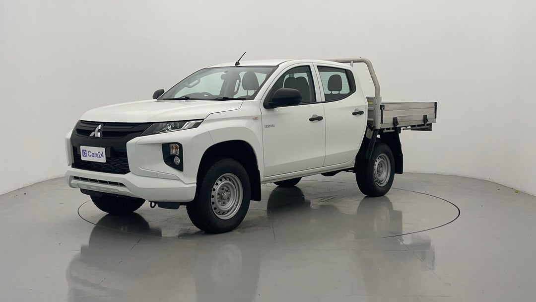 Left Front Diagonal (45- Degree) View