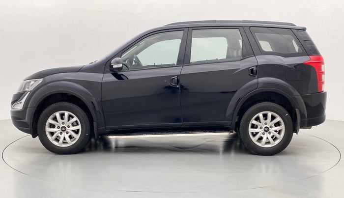 2016 Mahindra XUV500 W8 FWD AT, Diesel, Automatic, 52,369 km, Left Side