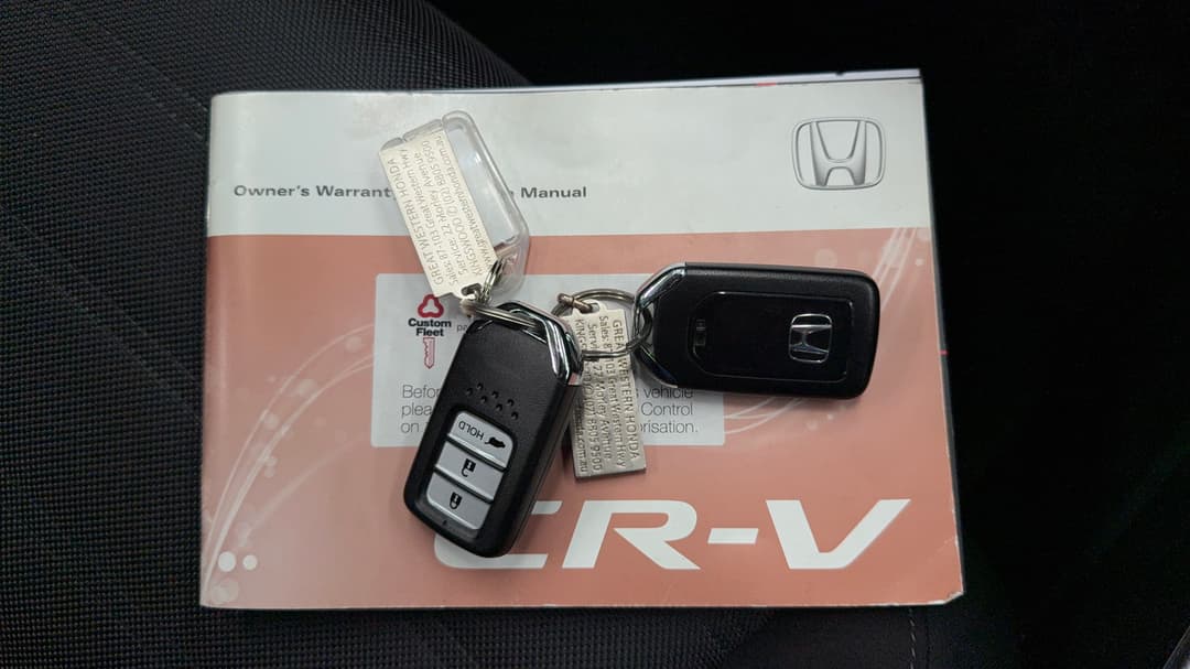 2017 Honda CR-V Vti-s (AWD), Automatic, 90442 km, Key Close-up