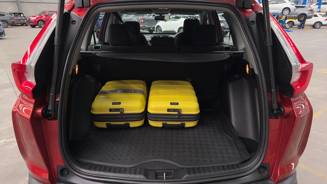 2017 Honda CR-V Vti-s (AWD), Automatic, 90442 km, Boot Inside View with Luggage