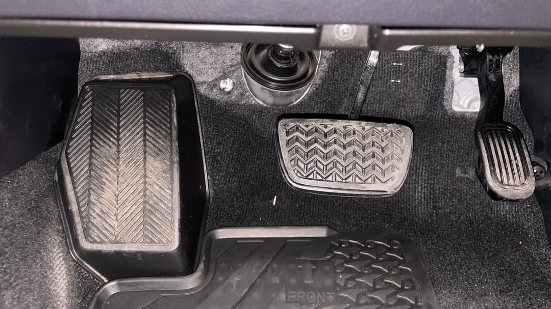 2020 Toyota Landcruiser Prado Gxl (4x4), Automatic, 42965 km, Pedals and Footmat