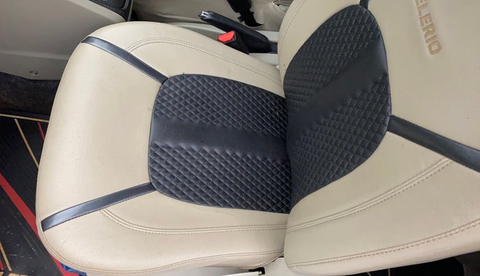 2015 Maruti Celerio VXI AMT, Petrol, Automatic, 42,137 km, Front left seat (passenger seat) - Cover slightly stained
