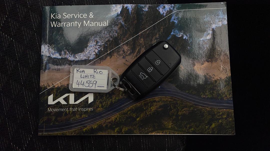 2022 Kia Rio S, Automatic, 49901 km, Key Close-up