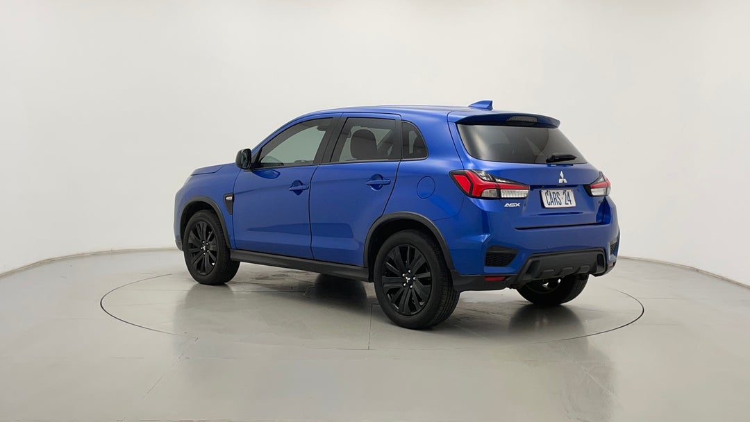 Left Back Diagonal (45- Degree) View