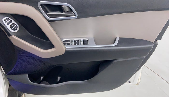 2016 Hyundai Creta 1.6 SX PLUS AUTO PETROL, Petrol, Automatic, 77,427 km, Driver Side Door Panels Control