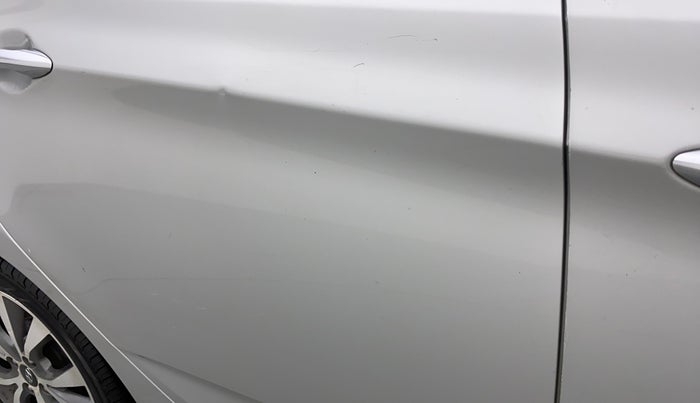 2015 Hyundai Verna FLUIDIC 1.6 CRDI S(O) 4S, Diesel, Manual, 1,01,566 km, Right rear door - Slightly dented