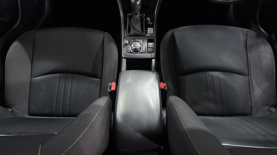 2020 Mazda CX-3 Maxx Sport (FWD), Automatic, 45820 km, Center Console