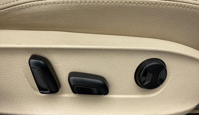 2013 Volkswagen Jetta HIGHLINE TDI AT, Diesel, Automatic, 99,423 km, Driver Side Adjustment Panel