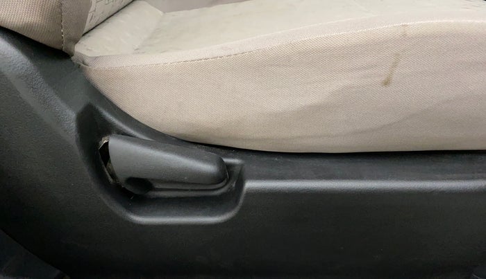2016 Maruti Wagon R 1.0 VXI AMT, Petrol, Automatic, 52,477 km, Driver Side Adjustment Panel