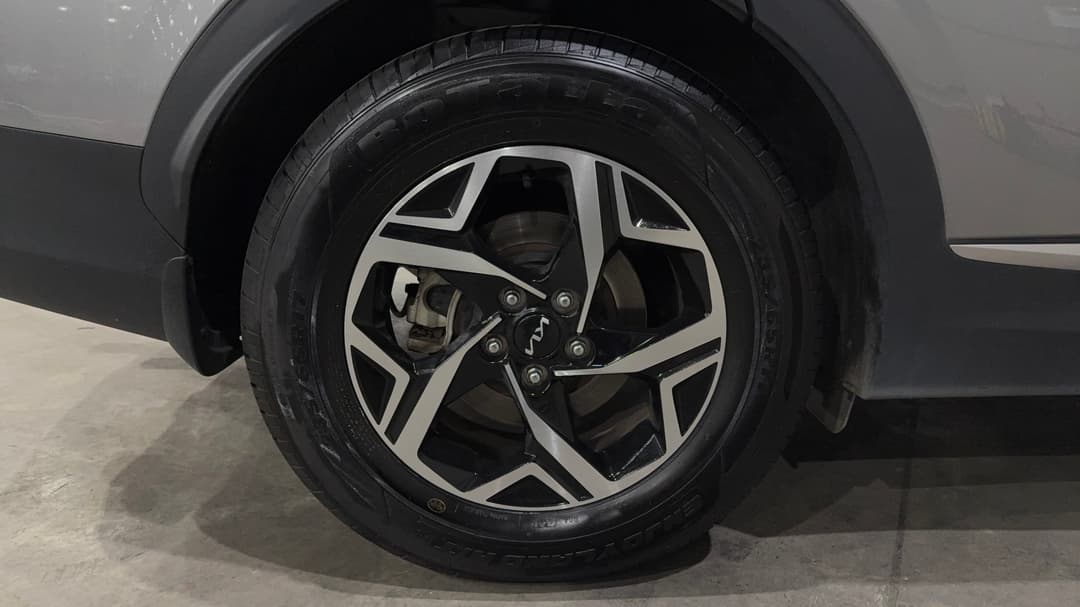 2022 Kia Sportage S (AWD), Automatic, 83608 km, Right Rear Wheel