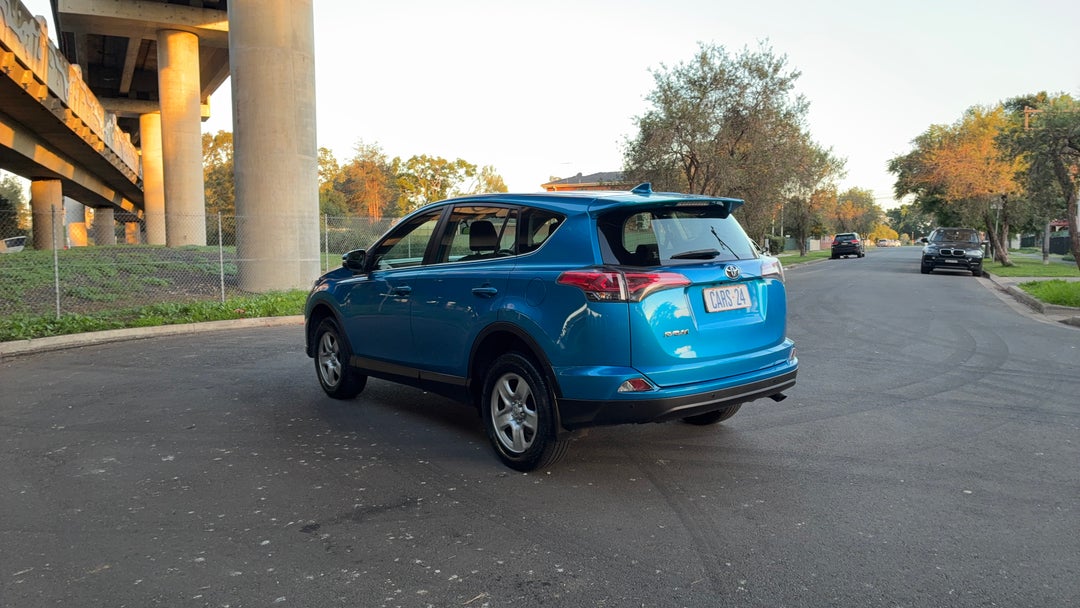 Left Back Diagonal (45- Degree) View