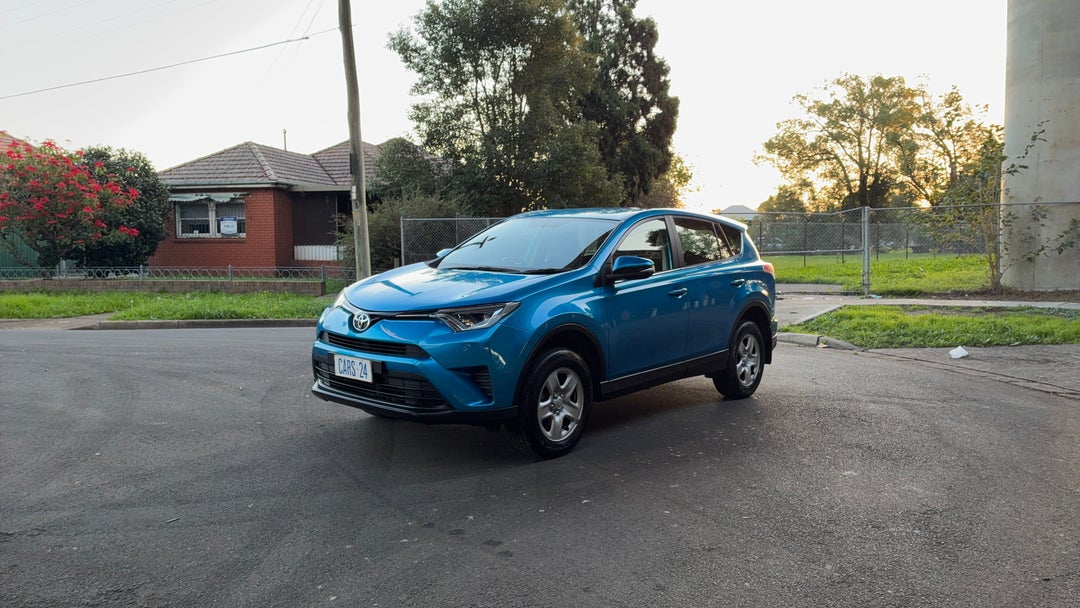 Left Front Diagonal (45- Degree) View