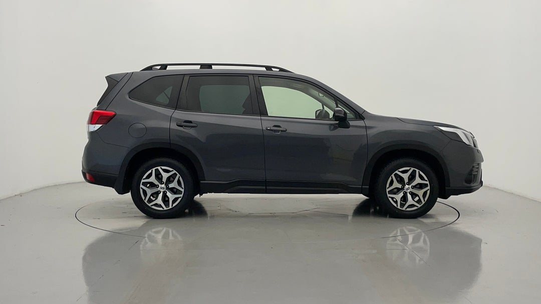 2023 Subaru Forester 2.5i (AWD), Automatic, 50157 km, Right Side View