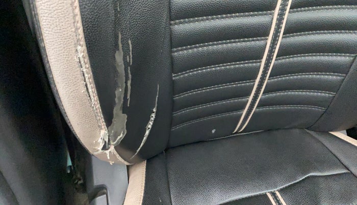2018 Hyundai Xcent E PLUS, Petrol, Manual, 27,675 km, Driver seat - Cover slightly torn