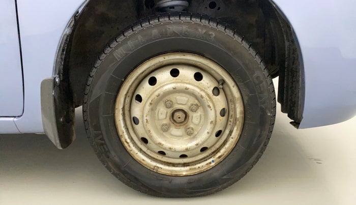2014 Maruti Wagon R 1.0 LXI CNG, CNG, Manual, 63,903 km, Right Front Wheel