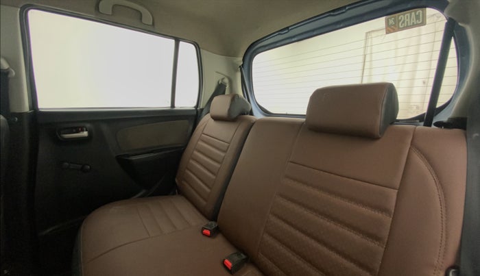 2014 Maruti Wagon R 1.0 LXI CNG, CNG, Manual, 63,903 km, Right Side Rear Door Cabin