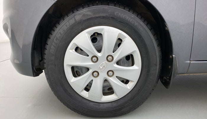 2011 Hyundai i10 SPORTZ 1.2, Petrol, Manual, 30,757 km, Left Front Wheel