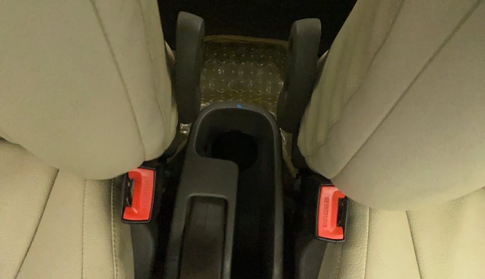2013 Hyundai i10 SPORTZ 1.2, Petrol, Manual, 31,696 km, Driver Side Adjustment Panel