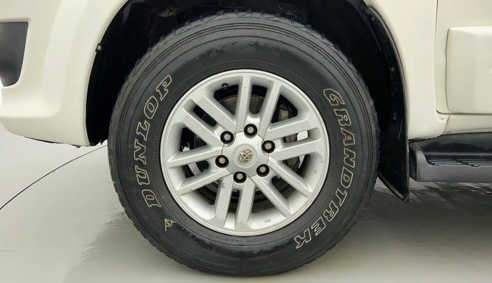 2013 Toyota Fortuner 3.0 MT 4X2, Diesel, Manual, 1,17,736 km, Left Front Wheel