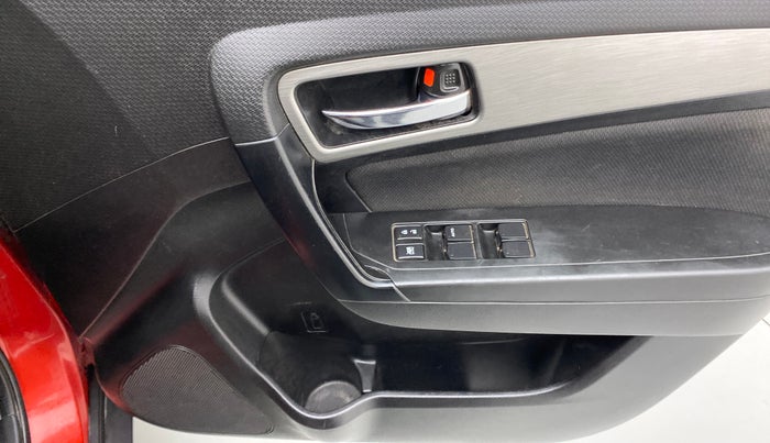 2018 Maruti Vitara Brezza ZDI, Diesel, Manual, 45,394 km, Driver Side Door Panels Control