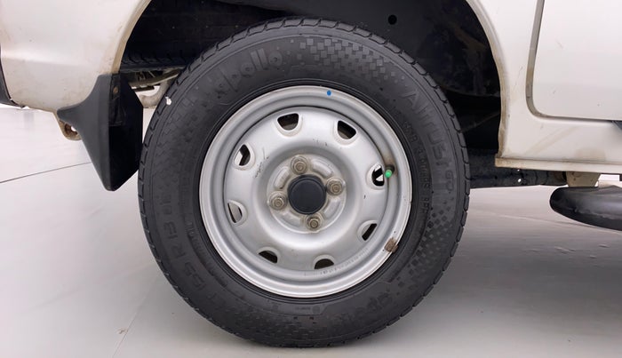 2017 Maruti Eeco 5 STR WITH AC PLUSHTR, Petrol, Manual, 45,548 km, Right Rear Wheel
