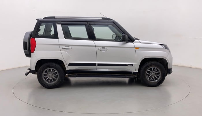 2017 Mahindra TUV300 T10 AMT DUAL TONE, Diesel, Automatic, 30,026 km, Right Side View