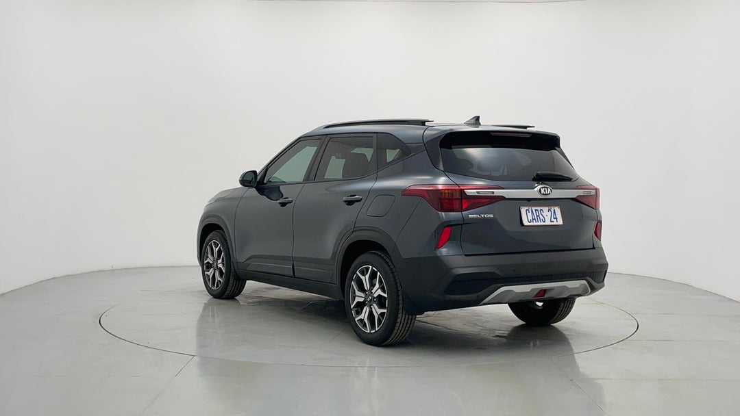 Left Back Diagonal (45- Degree) View