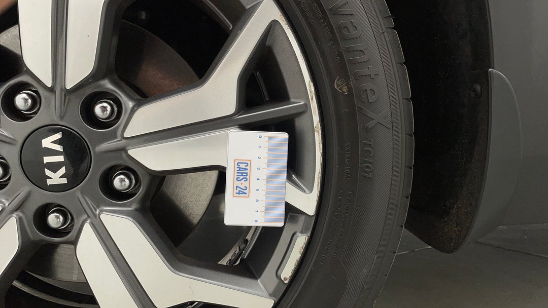 Wheels Rim Front LHS Scratch