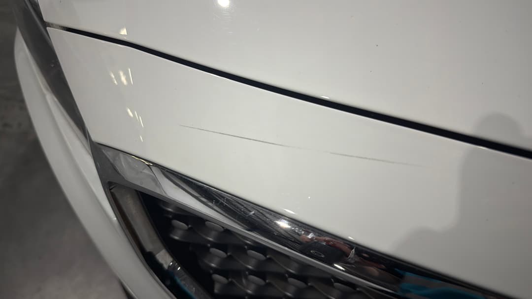 2023 MG ZS Essence, Automatic, 46105 km, Bumper Front Scratch